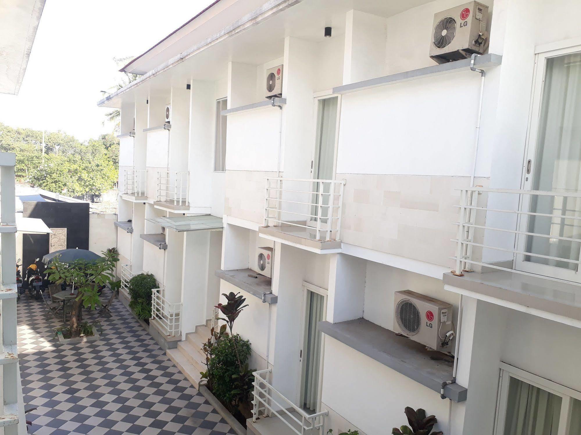 Kubu Anyar Hotel Kuta Lombok Exterior foto